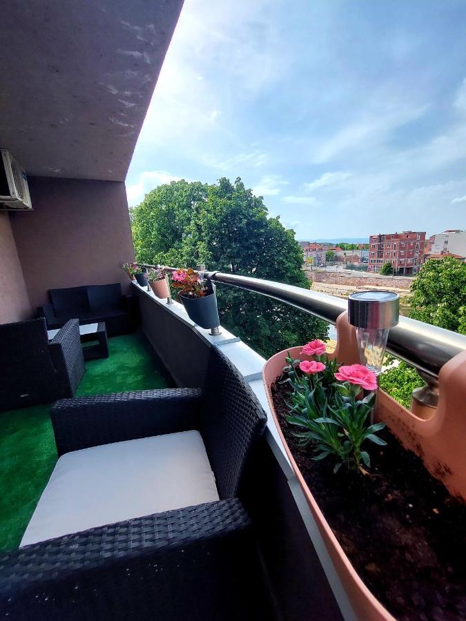 Melinaki Apartment Nis Exterior photo